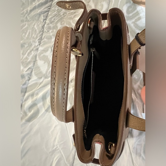 NWT Burberry banner small tote camel color - Picture 4 of 8